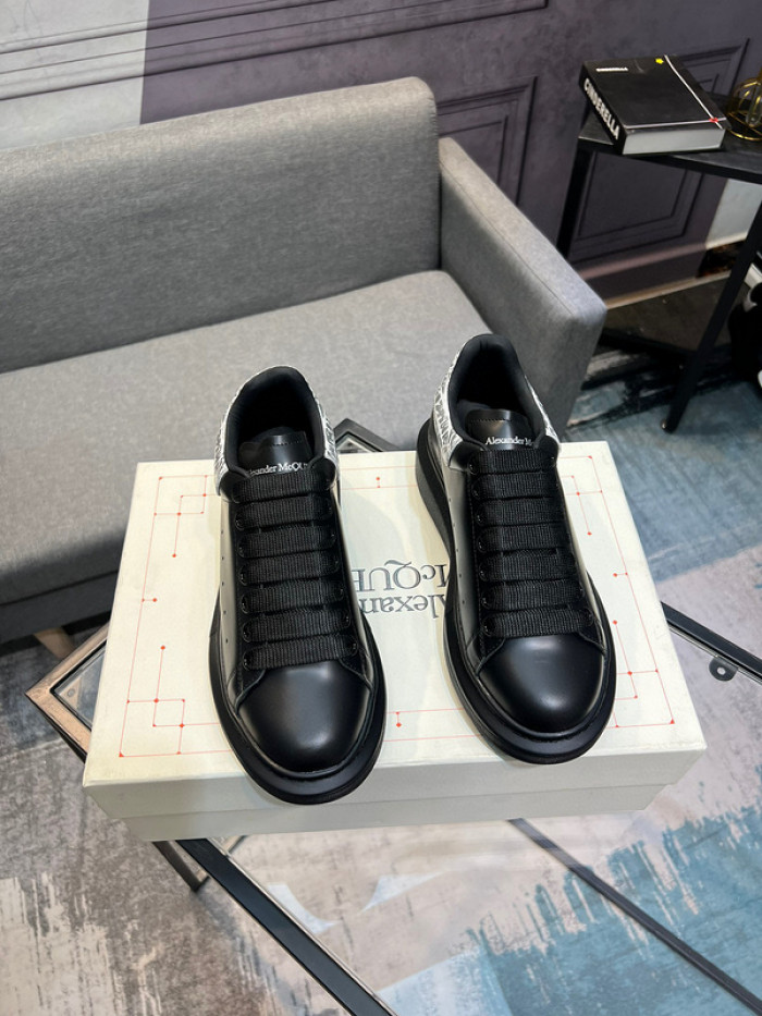A1EXANDER M*QUEEN SNEAKERS WHGP7-94