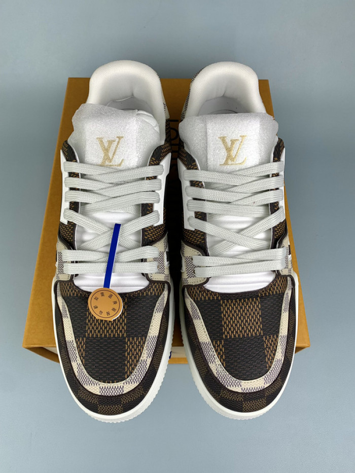 1V SNEAKERS 1V0425-229