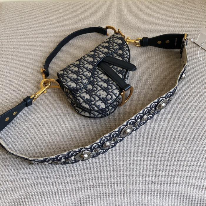 D*R bag 25.5 x 20 x 6.5cm B0113-164