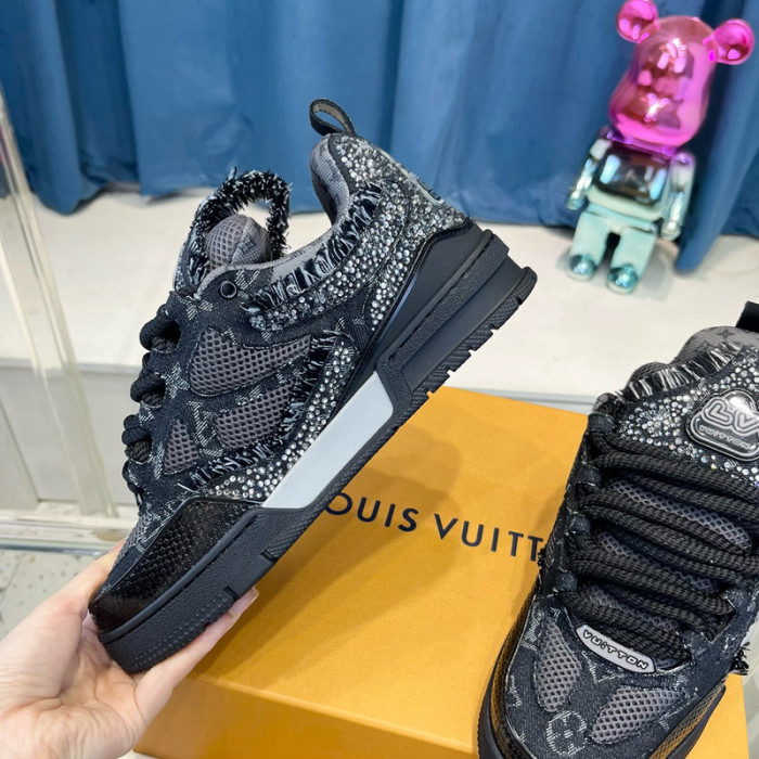 1V SNEAKERS 1V0425-250