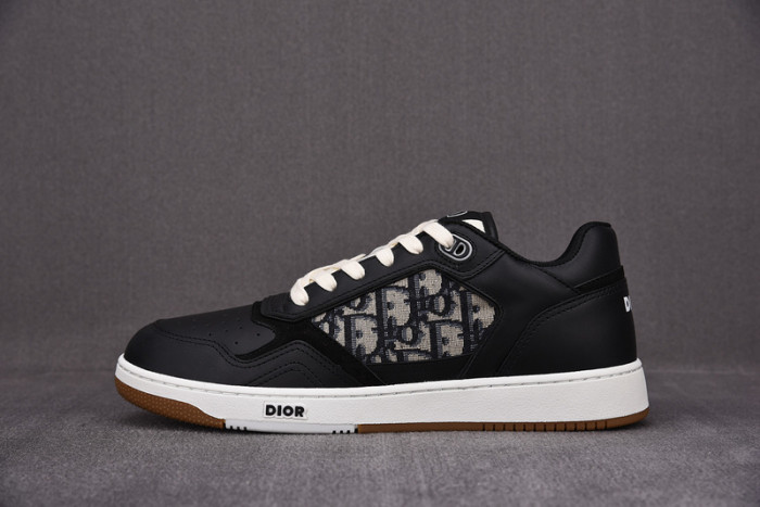 d10r b27 sneakers