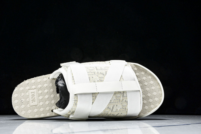 D10r SLIPPERS DS258-071