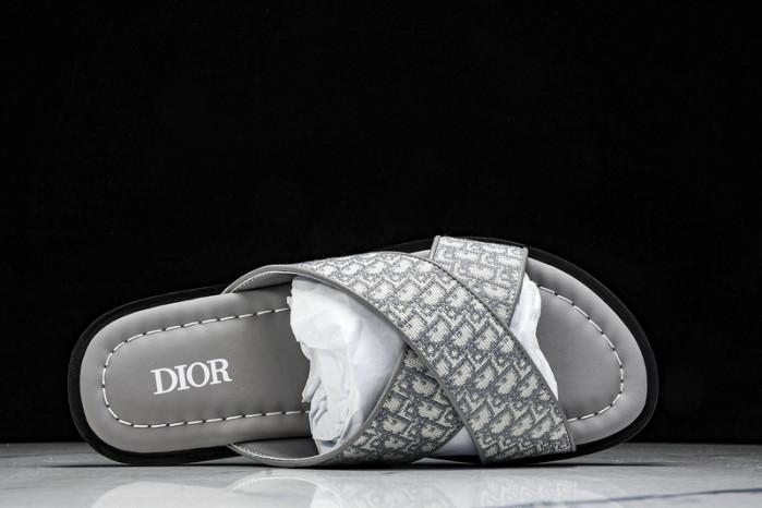 D10r SLIPPERS DS258-077