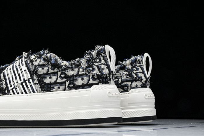 D10R Sneaker D896-175