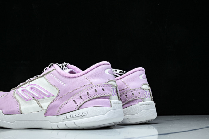 BLCG Sneaker 825418 WDWTS 1991