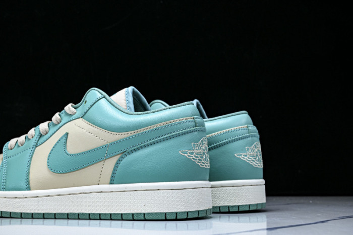 Air Jordan 1 Low Tropical Teal DC0774-131