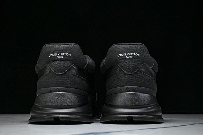 1V TRAINER 1V0425-668
