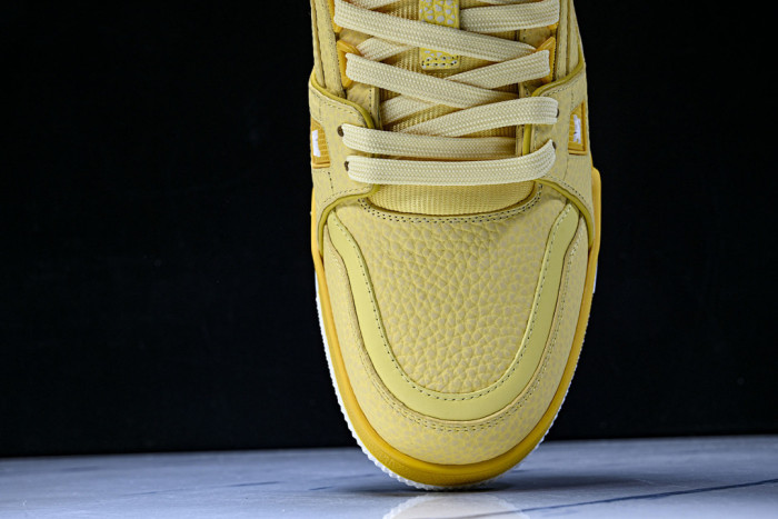 1V TRAINER 1VTR033