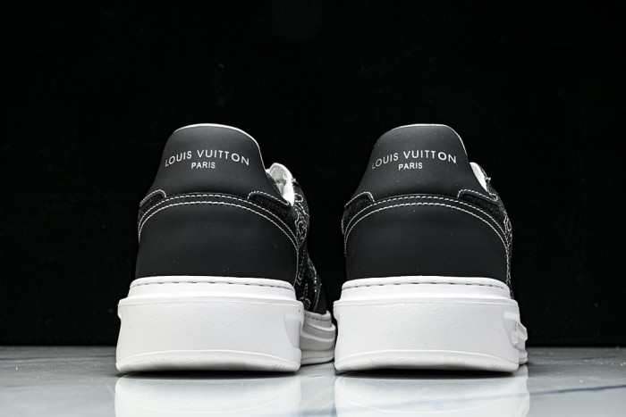 1V SHOES 1VS05