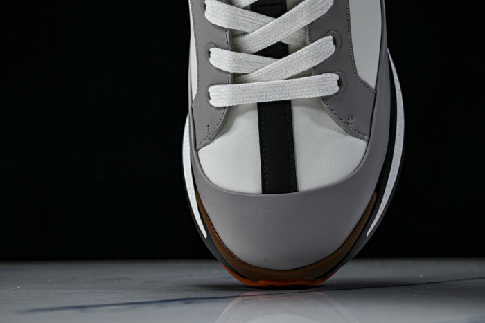 HER*MES SNEAKER HM1028-008