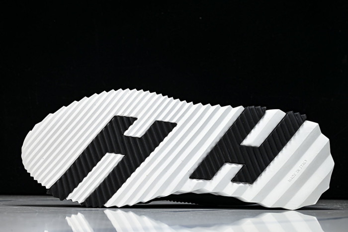HER*MES SNEAKER HM1028-171