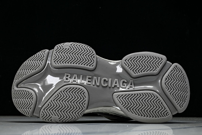 BLCG SNEAKER TRIPLE.S SNEAKERS WTR2G-1800