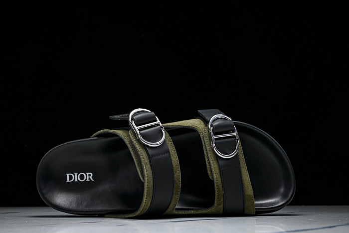 D10r SLIPPERS DS258-089