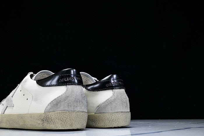 G01den G003e SNEAKERS GGS00030