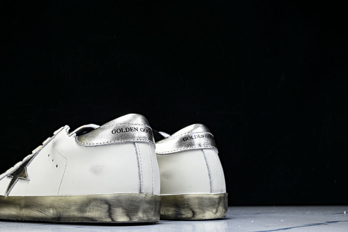 G01den G003e SNEAKERS GGS00037