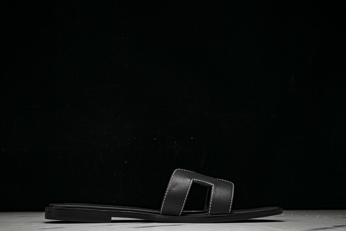 He*mes Slide CU526-2189