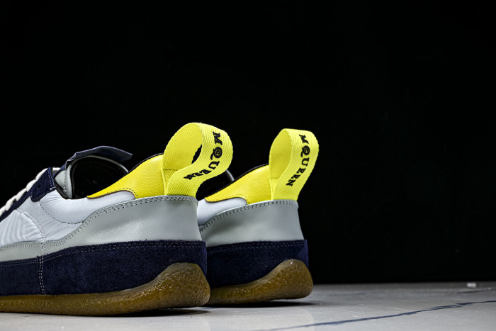 A1EXANDER M*QUEEN SNEAKERS WHGP7-207