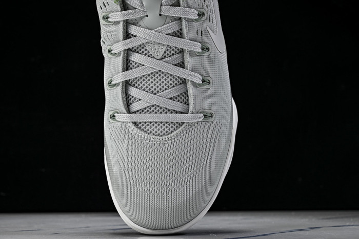 Nike Kobe 9 Elite Low EM Protro 