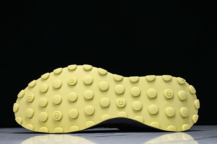 D10R Sneaker D897-238