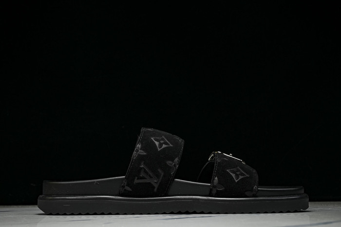 1*V SLIPPERS 11V0107-160