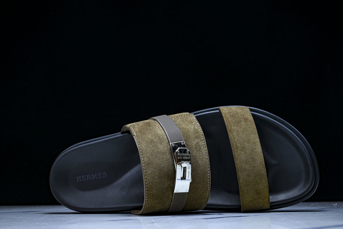 He*mes Slide CU526-2195
