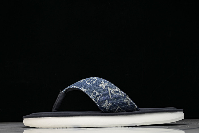 1*V SLIPPERS 11V0107-166