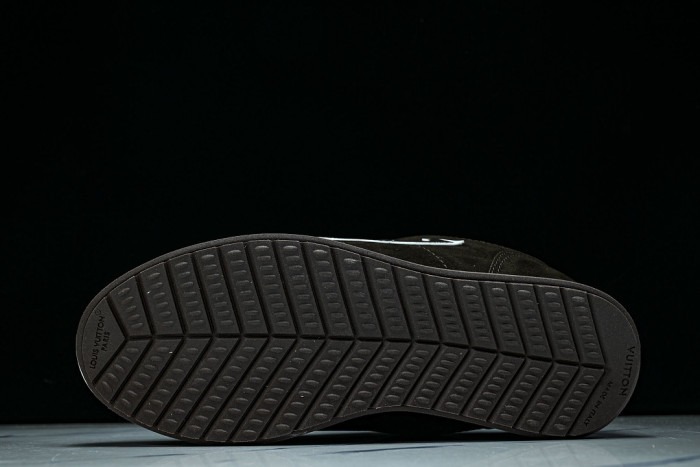 1V SHOES 1VS946