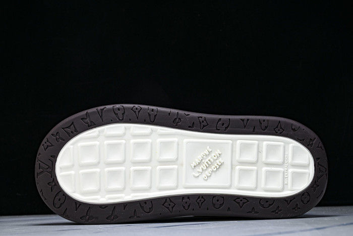 1V SHOES 1VS947