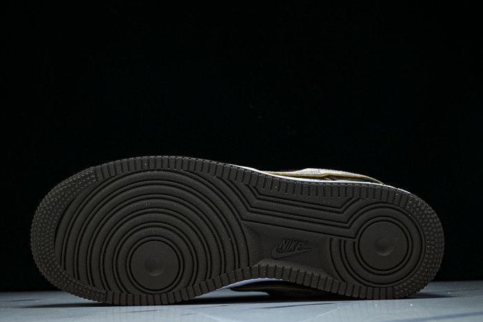 1V X Nike Air Force 11V0425-547