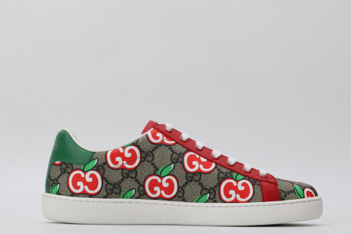 gucc ace embroidered low-top sneaker