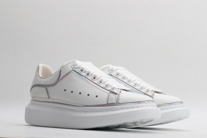 A1exa*der Mcqv*en SNEAKERS