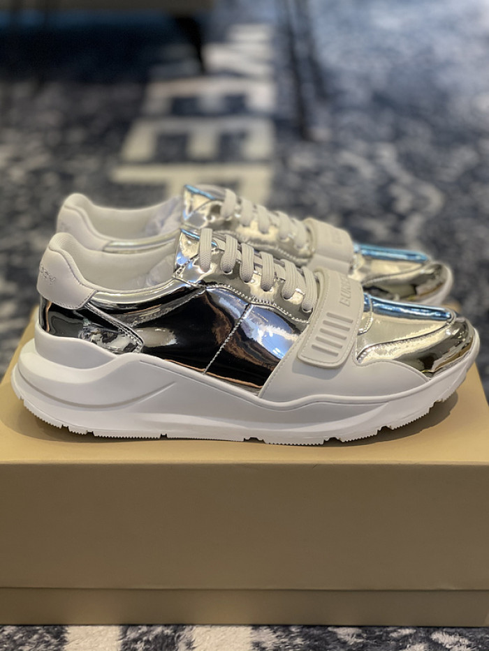 bby sneaker by0071