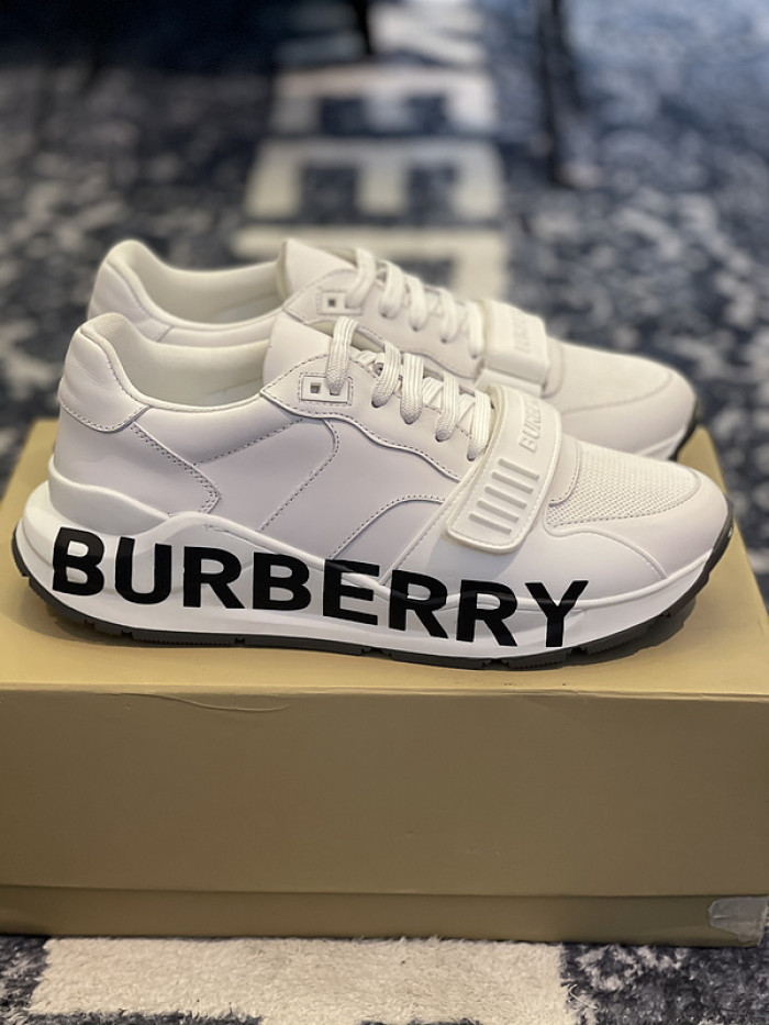 bby sneaker by0072
