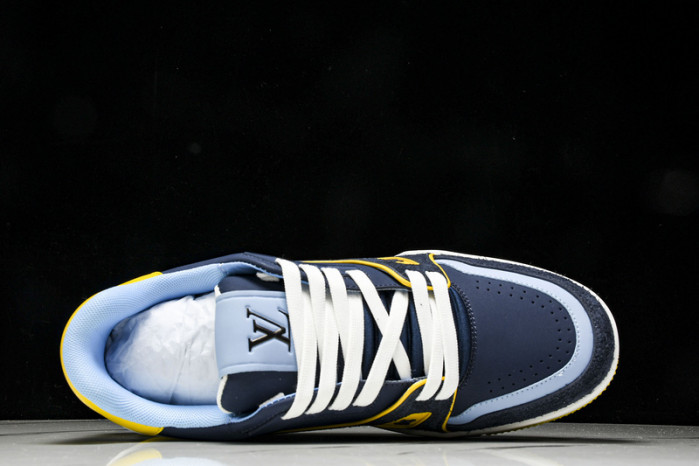 1V SNEAKERS 1V0425-182