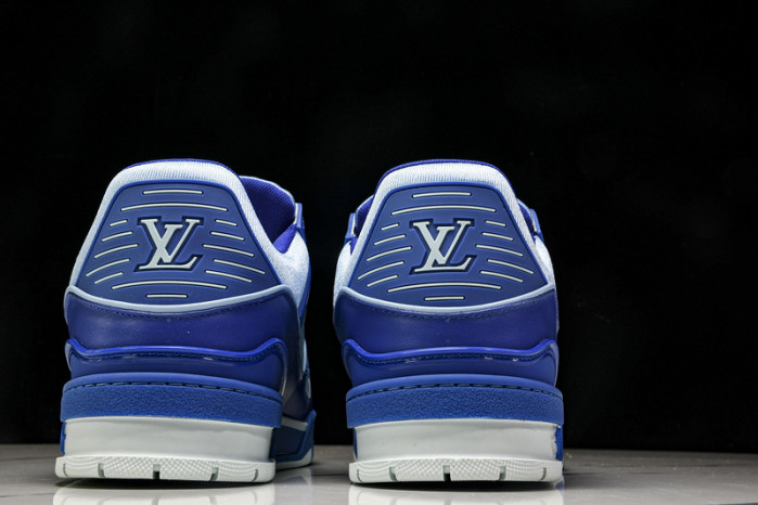 1V SNEAKERS 1V0425-186