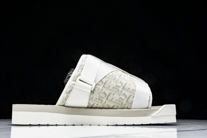 D10r SLIPPERS DS258-071