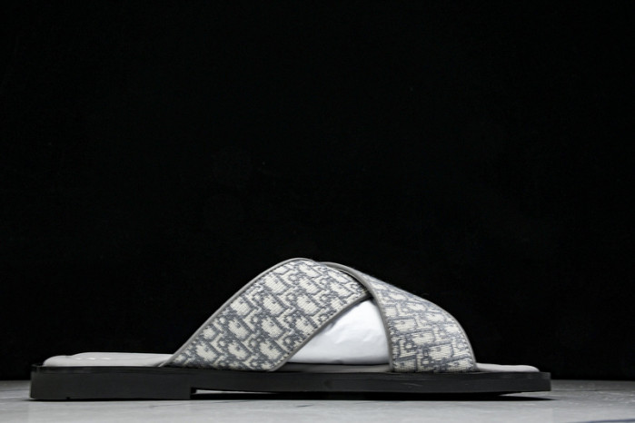 D10r SLIPPERS DS258-077