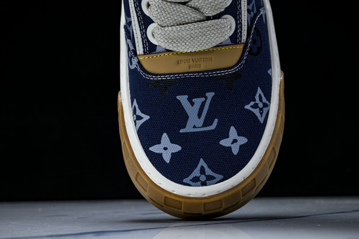 1V SHOES 1VS38
