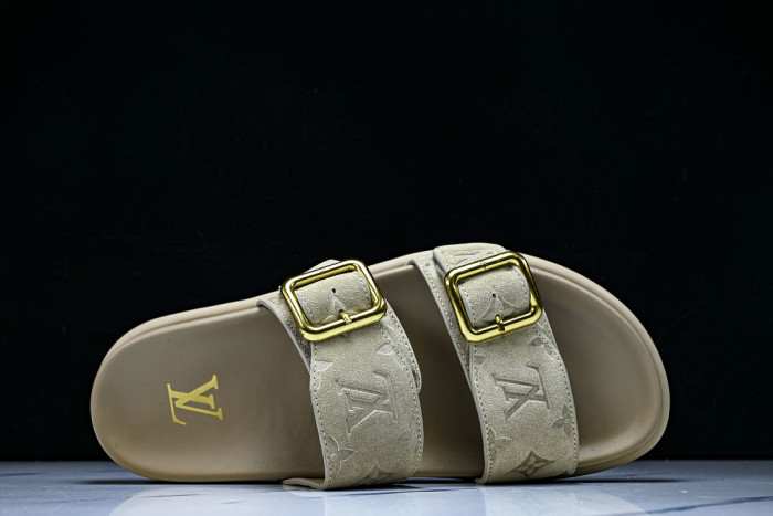 1*V SLIPPERS 11V0107-122