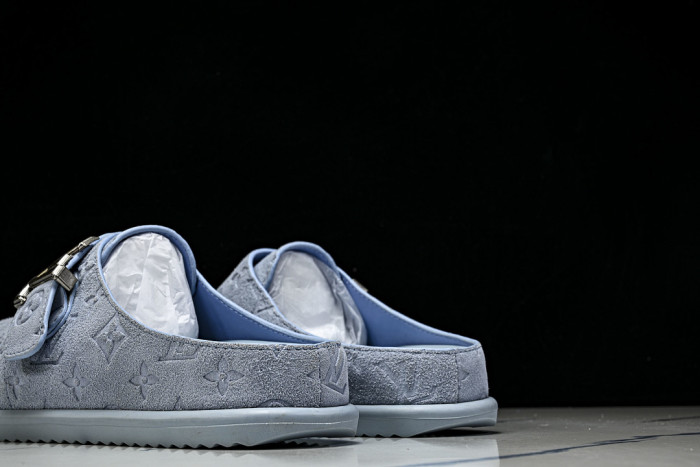 1*V SLIPPERS 11V0107-093
