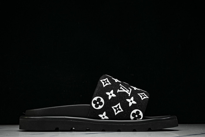 1*V SLIPPERS 11V0107-125