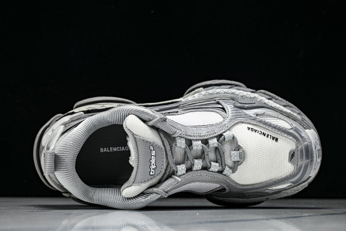 BLCG SNEAKER TRIPLE.S SNEAKERS WTR2G-1800