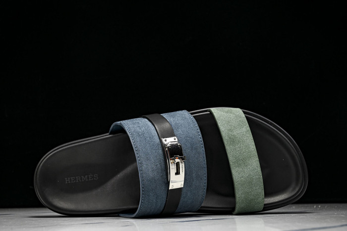 He*mes Slide CU526-2196