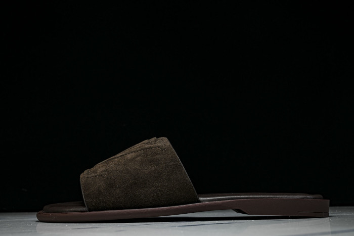 1*V SLIPPERS 11V0107-147