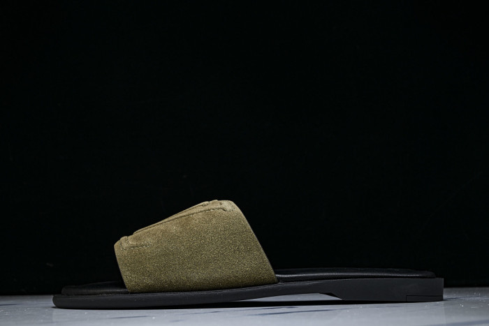 1*V SLIPPERS 11V0107-148