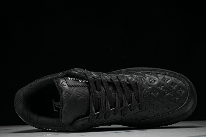1V X Nike Air Force 11V0425-544