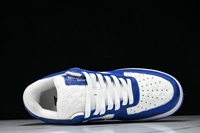 1V X Nike Air Force 11V0425-548