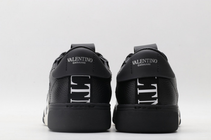 v*lentino sneakers va639-205
