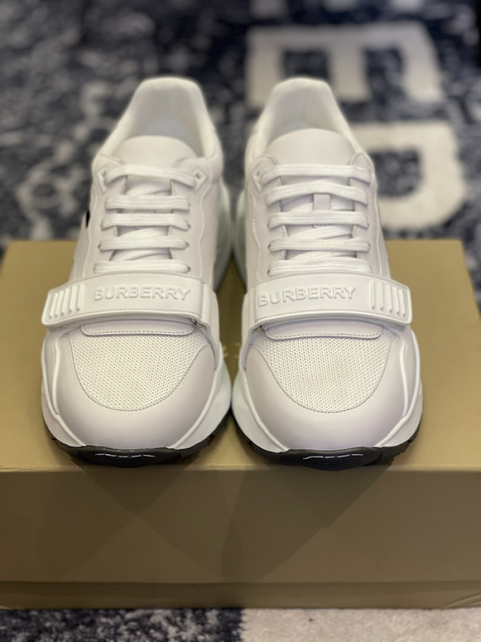 bby sneaker by0063