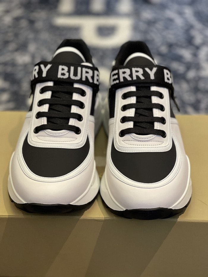 bby sneaker by0070